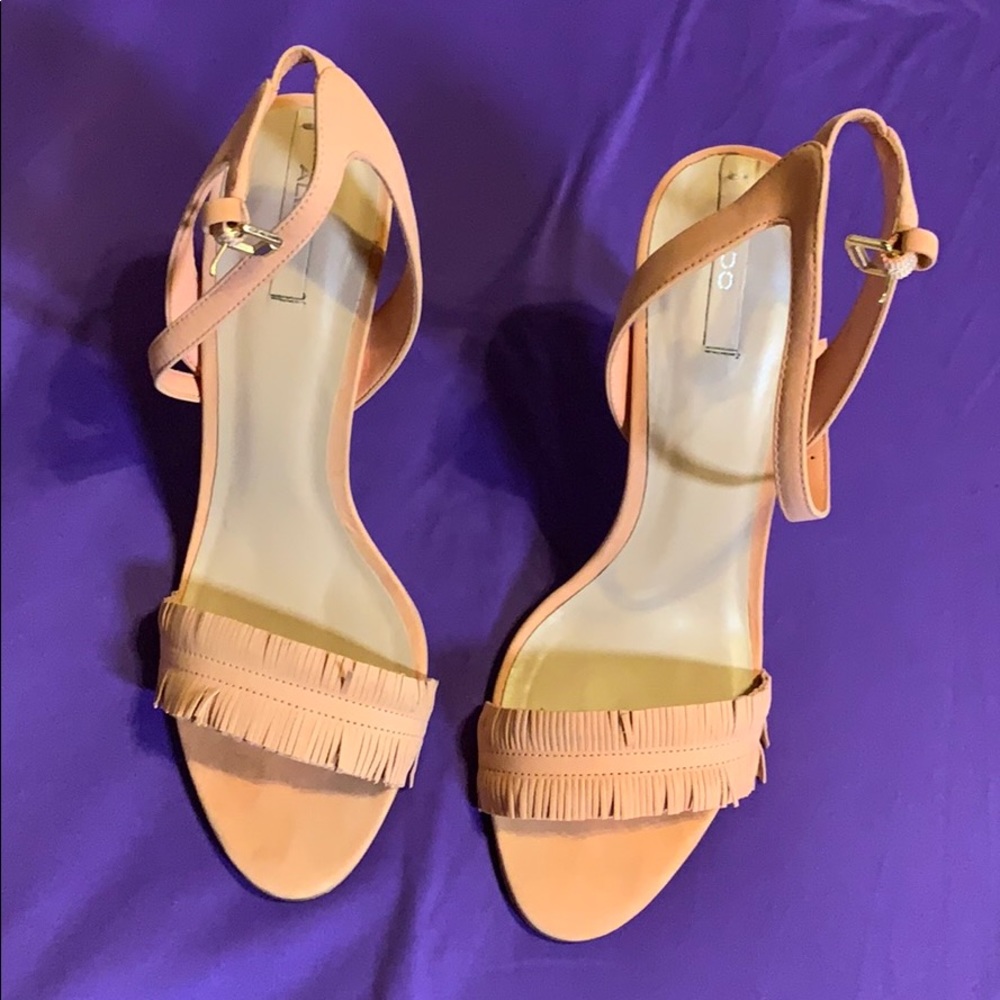 Light pink heels (Aldo “Neila”)